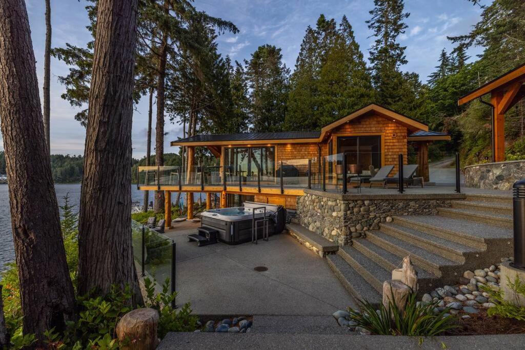 Kingfisher Manor Villa Sooke Bagian luar foto