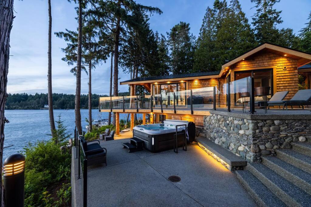 Kingfisher Manor Villa Sooke Bagian luar foto