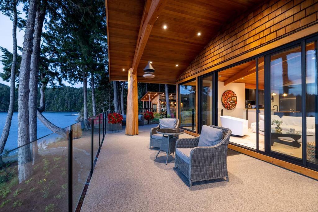 Kingfisher Manor Villa Sooke Bagian luar foto