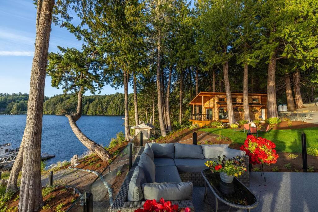 Kingfisher Manor Villa Sooke Bagian luar foto